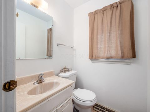 Tiny photo for 5657 Flintlock Lane, Columbus, OH 43213 (MLS # 226014222)