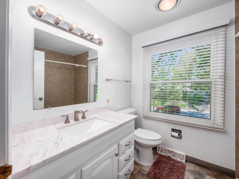 Tiny photo for 5657 Flintlock Lane, Columbus, OH 43213 (MLS # 226014222)