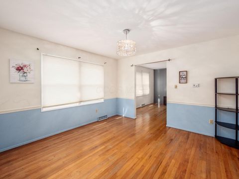 Tiny photo for 5657 Flintlock Lane, Columbus, OH 43213 (MLS # 226014222)