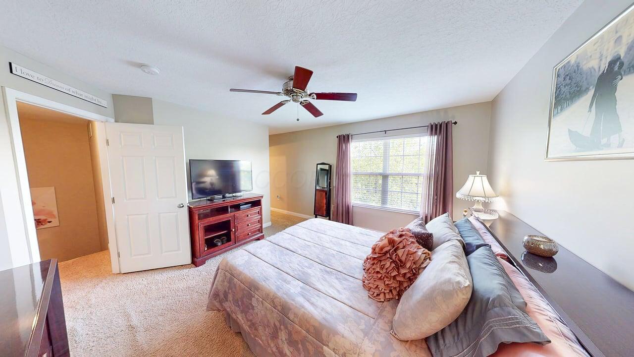 6946 Churchhill Downs Drive #40-694, New Albany, Ohio image 31