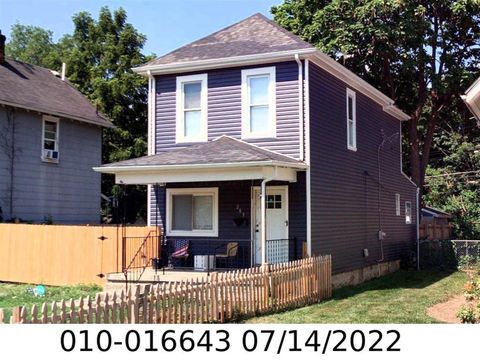 Photo of 283 Whitethorne Avenue, Columbus, OH 43223 (MLS # 226006471)