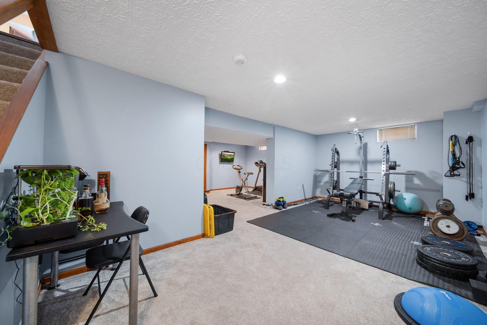 3124 Serpentine Drive, Hilliard, Ohio image 48