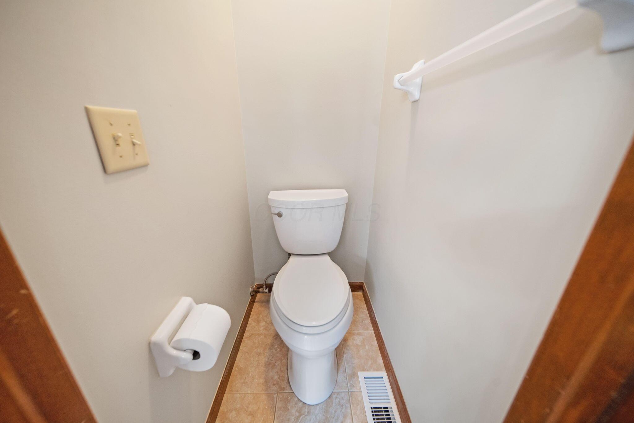 3124 Serpentine Drive, Hilliard, Ohio image 36