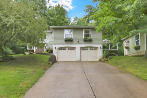 Tiny photo for 934 Elm Court, Heath, OH 43056 (MLS # 226030788)