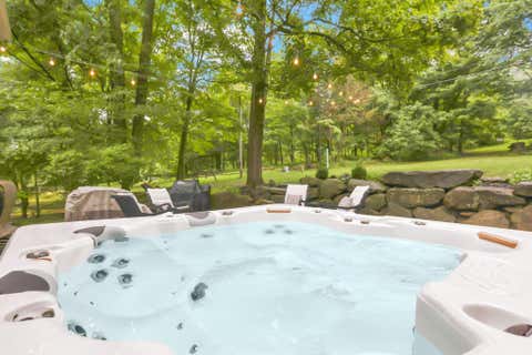 Tiny photo for 934 Elm Court, Heath, OH 43056 (MLS # 226030788)
