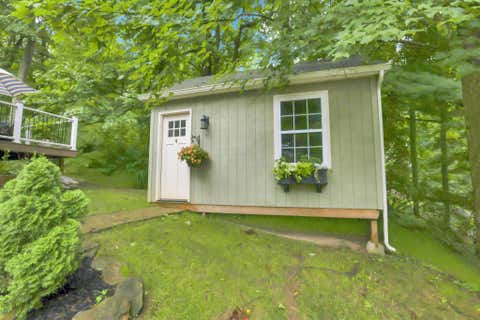 Tiny photo for 934 Elm Court, Heath, OH 43056 (MLS # 226030788)