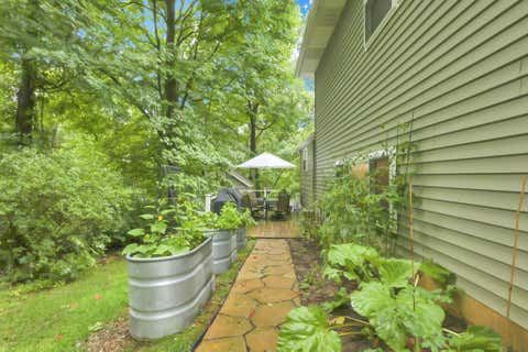 Tiny photo for 934 Elm Court, Heath, OH 43056 (MLS # 226030788)