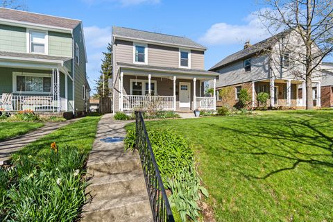 Photo of 797 Gladden Road, Grandview Heights, OH 43212 (MLS # 226012282)