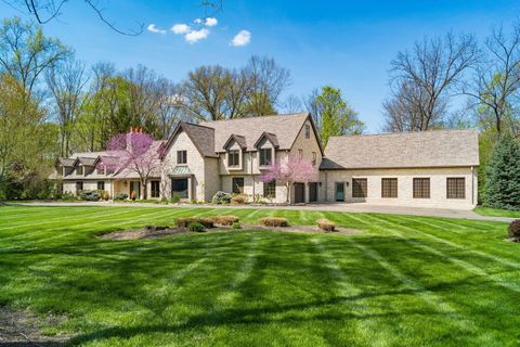 Photo of 4930 E Walnut Street, Westerville, OH 43081 (MLS # 226010988)