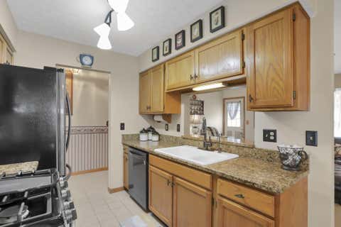 Tiny photo for 3509 Raflin Drive, Columbus, OH 43231 (MLS # 226029609)