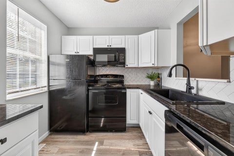 Tiny photo for 7298 Kirkdale Drive 19E #19E, Blacklick, OH 43004 (MLS # 226038887)