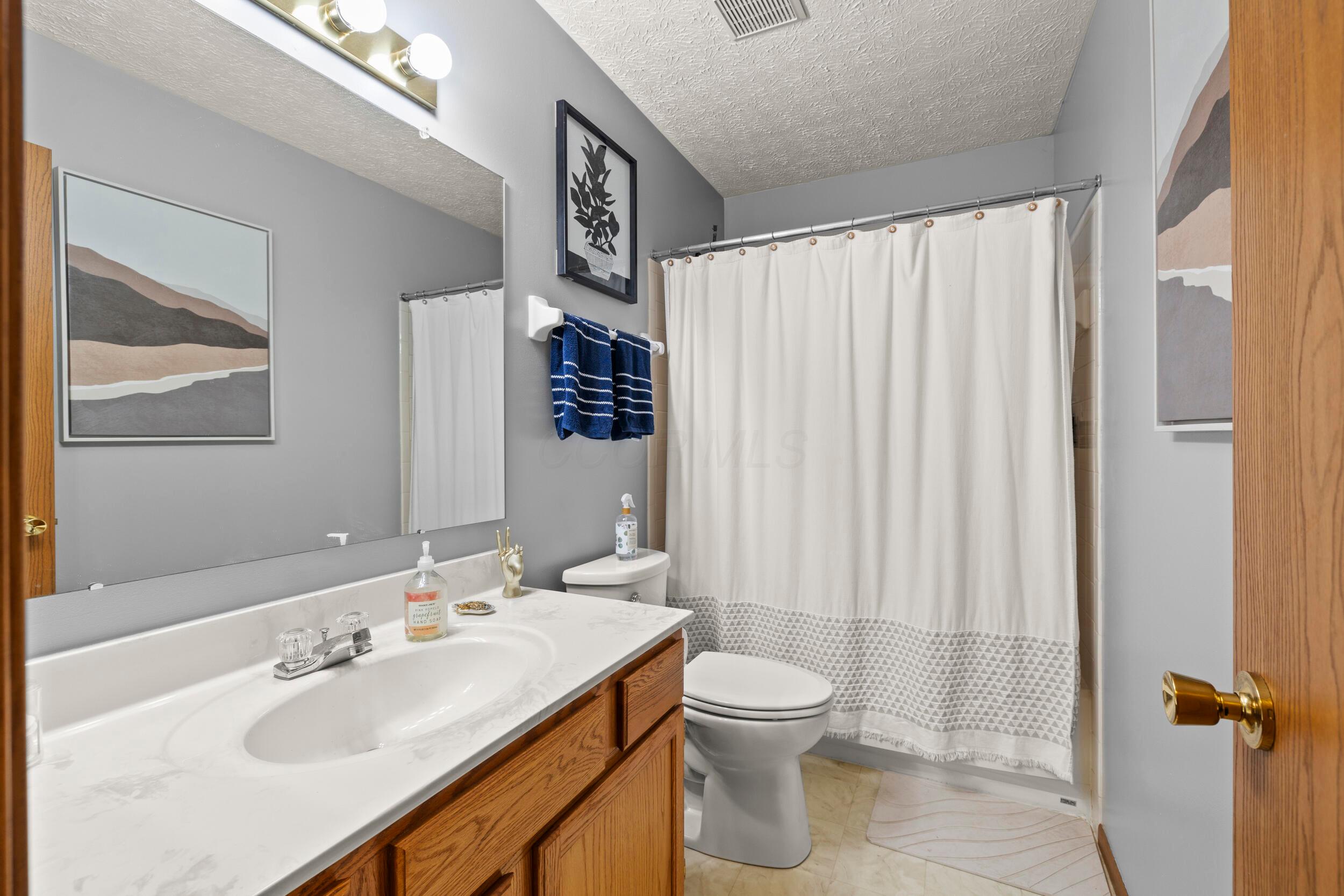 6950 Bennell Drive, Reynoldsburg, Ohio image 15