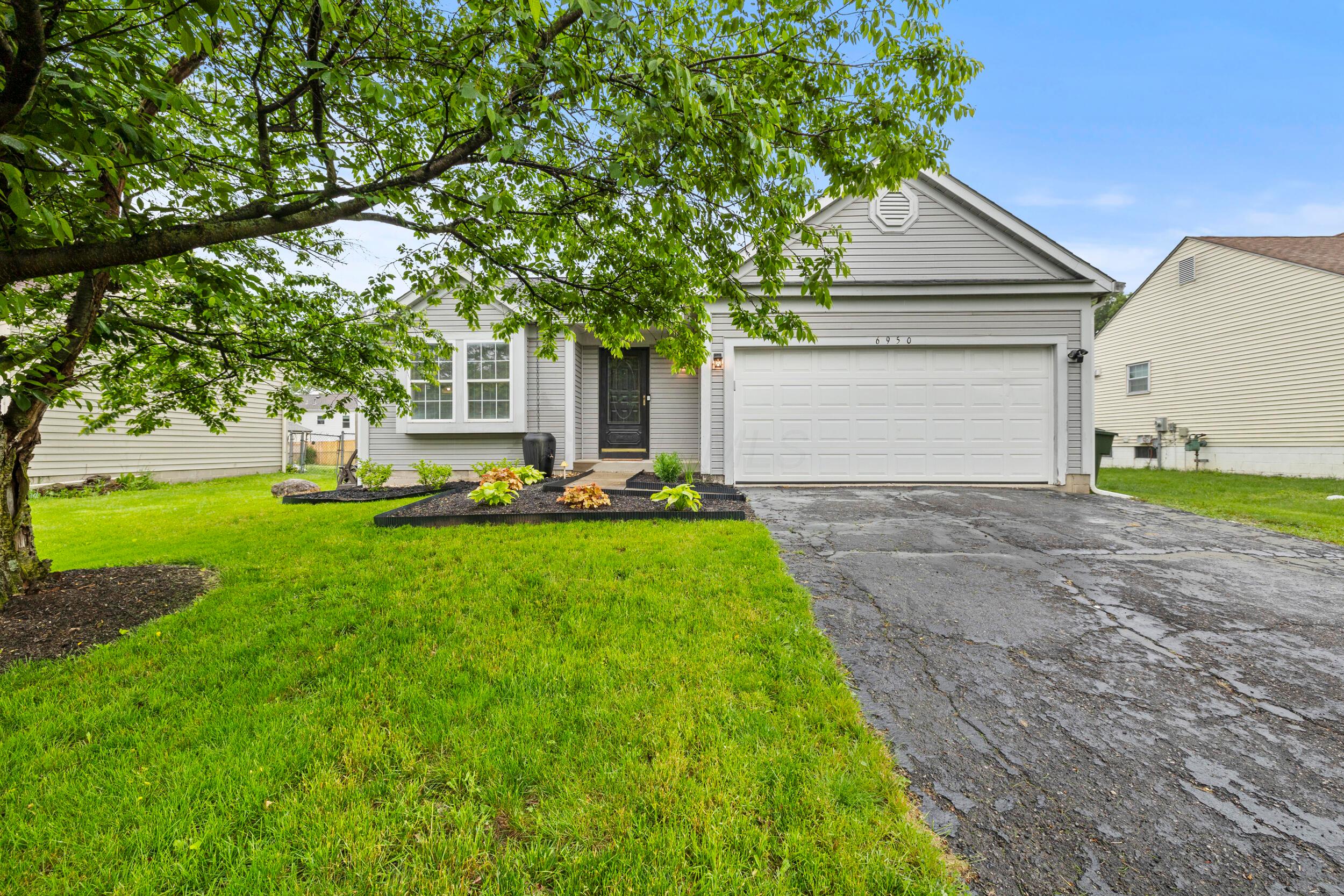 6950 Bennell Drive, Reynoldsburg, Ohio image 1