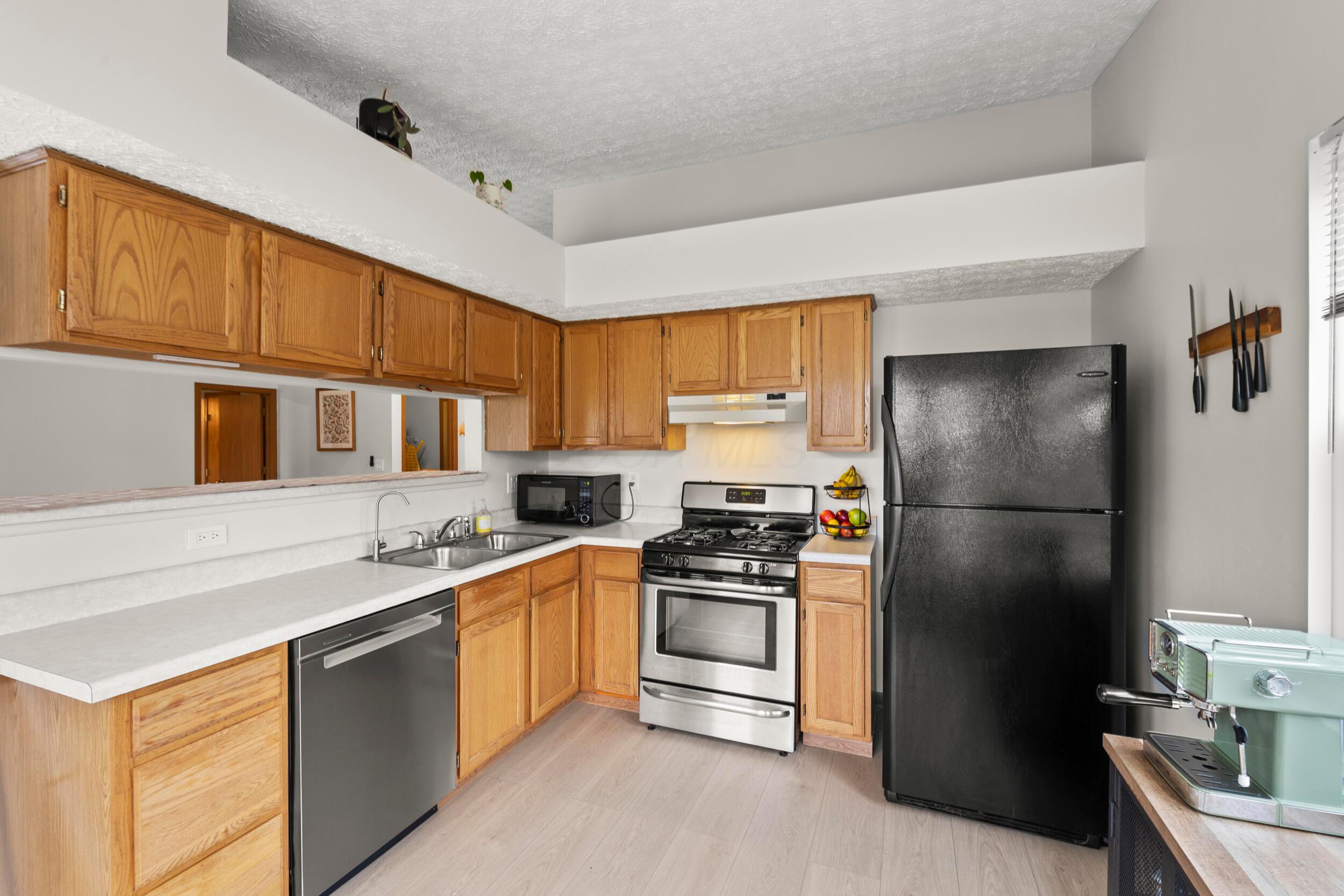 6950 Bennell Drive, Reynoldsburg, Ohio image 11
