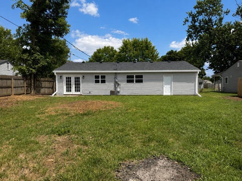 Tiny photo for 3595 Clearwater Drive, Columbus, OH 43232 (MLS # 226029017)