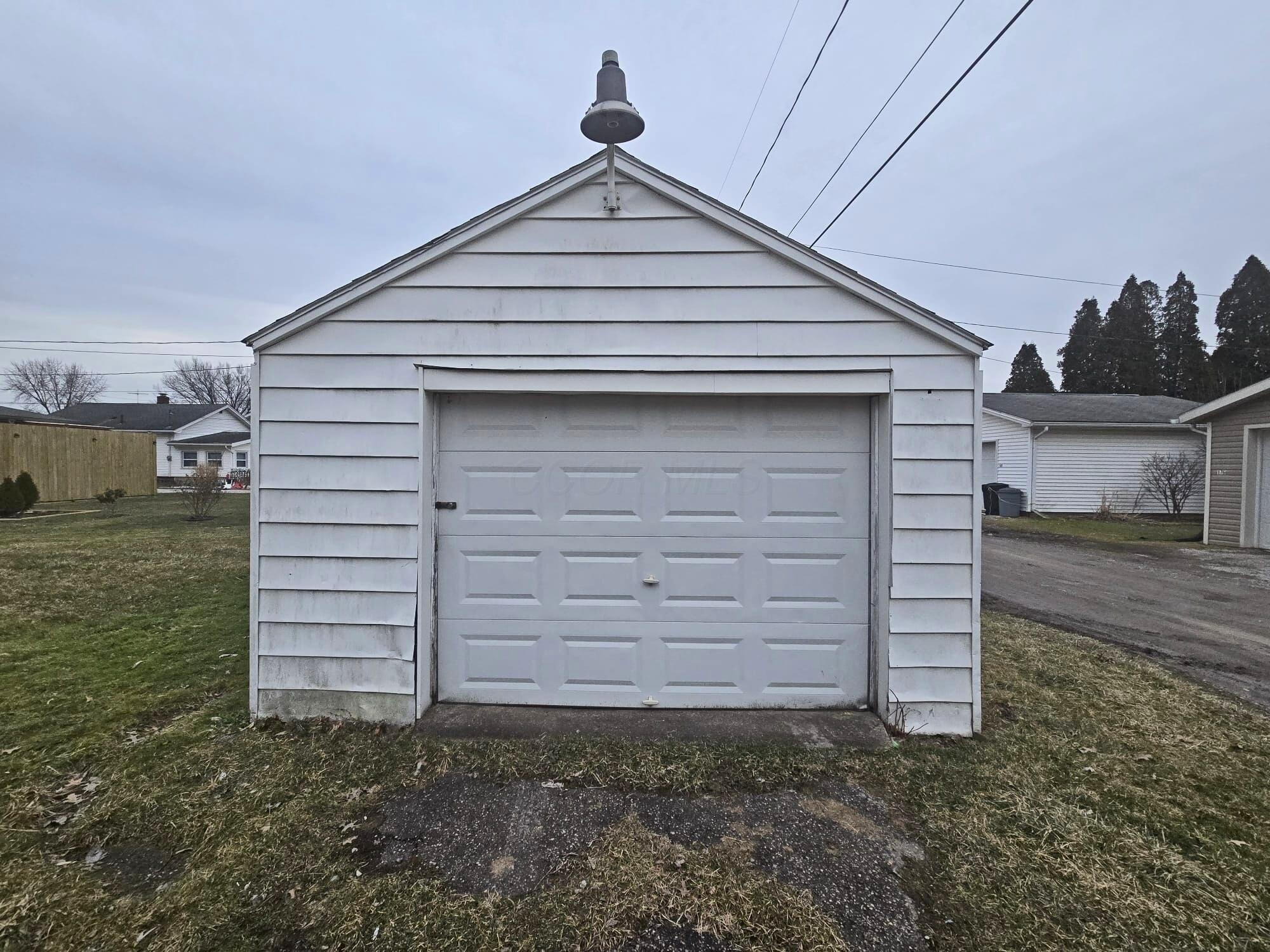 175 W Vermont Avenue, Sebring, Ohio image 18