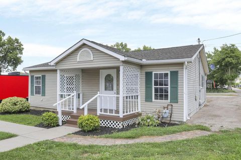 Photo of 11025 Hebron Road, Buckeye Lake, OH 43008 (MLS # 226008573)