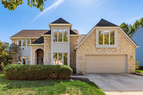 Photo of 6363 Phoenix Park Drive, Dublin, OH 43016 (MLS # 225037796)