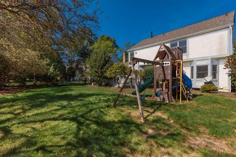 Tiny photo for 6363 Phoenix Park Drive, Dublin, OH 43016 (MLS # 225037796)