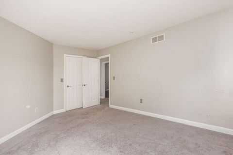 Tiny photo for 6363 Phoenix Park Drive, Dublin, OH 43016 (MLS # 225037796)
