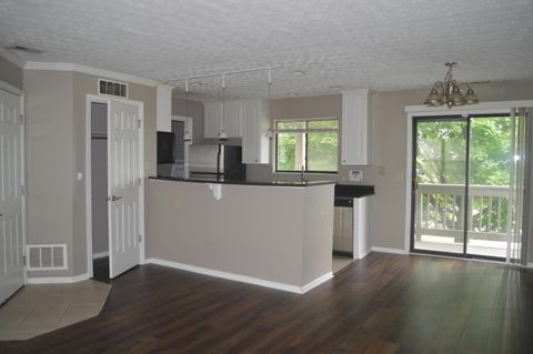 Photo of 2744 Greystone Drive D #D, Columbus, OH 43220 (MLS # 226021928)