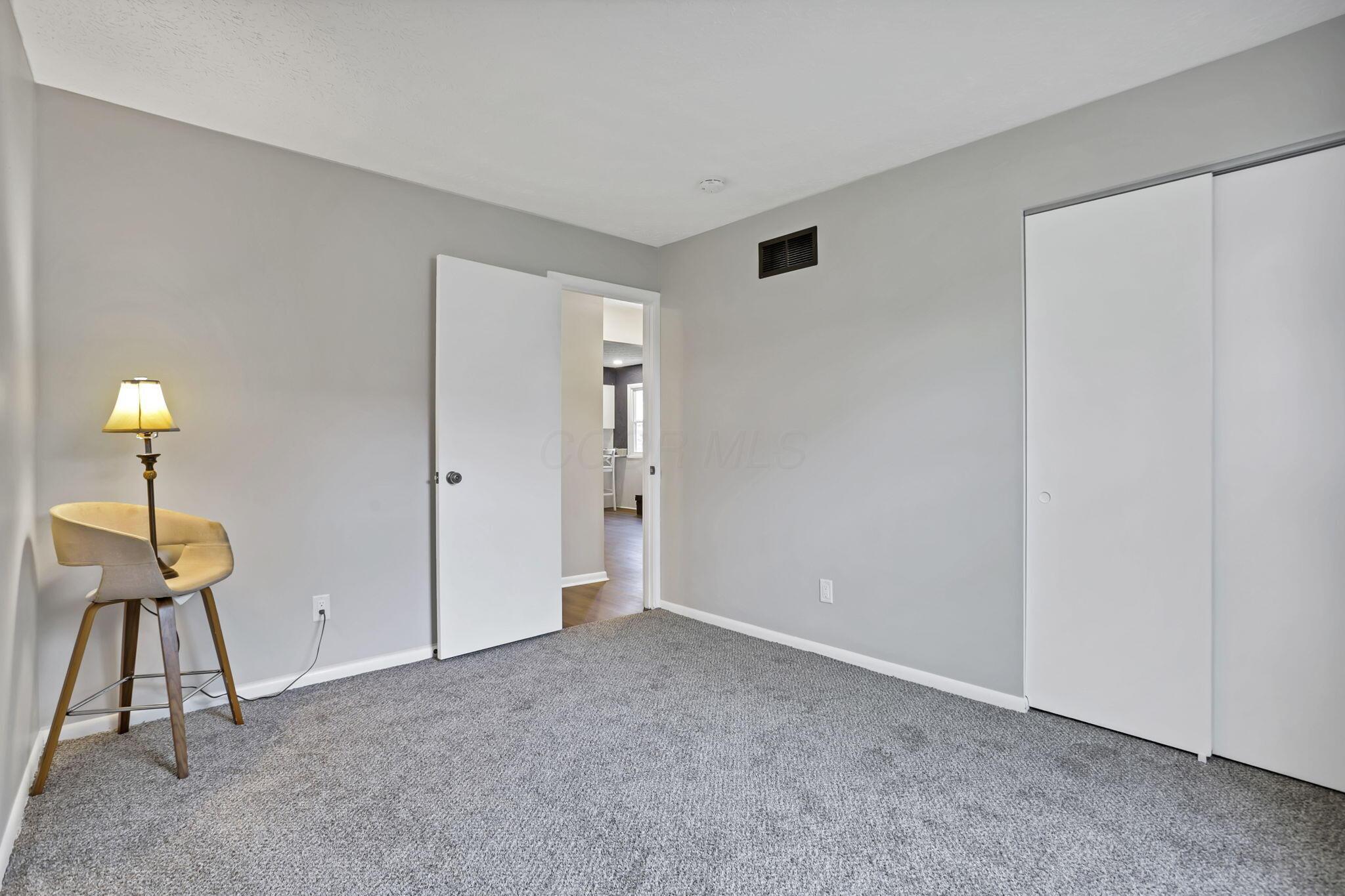 5726 Countrie Side Drive, Galloway, Ohio image 34