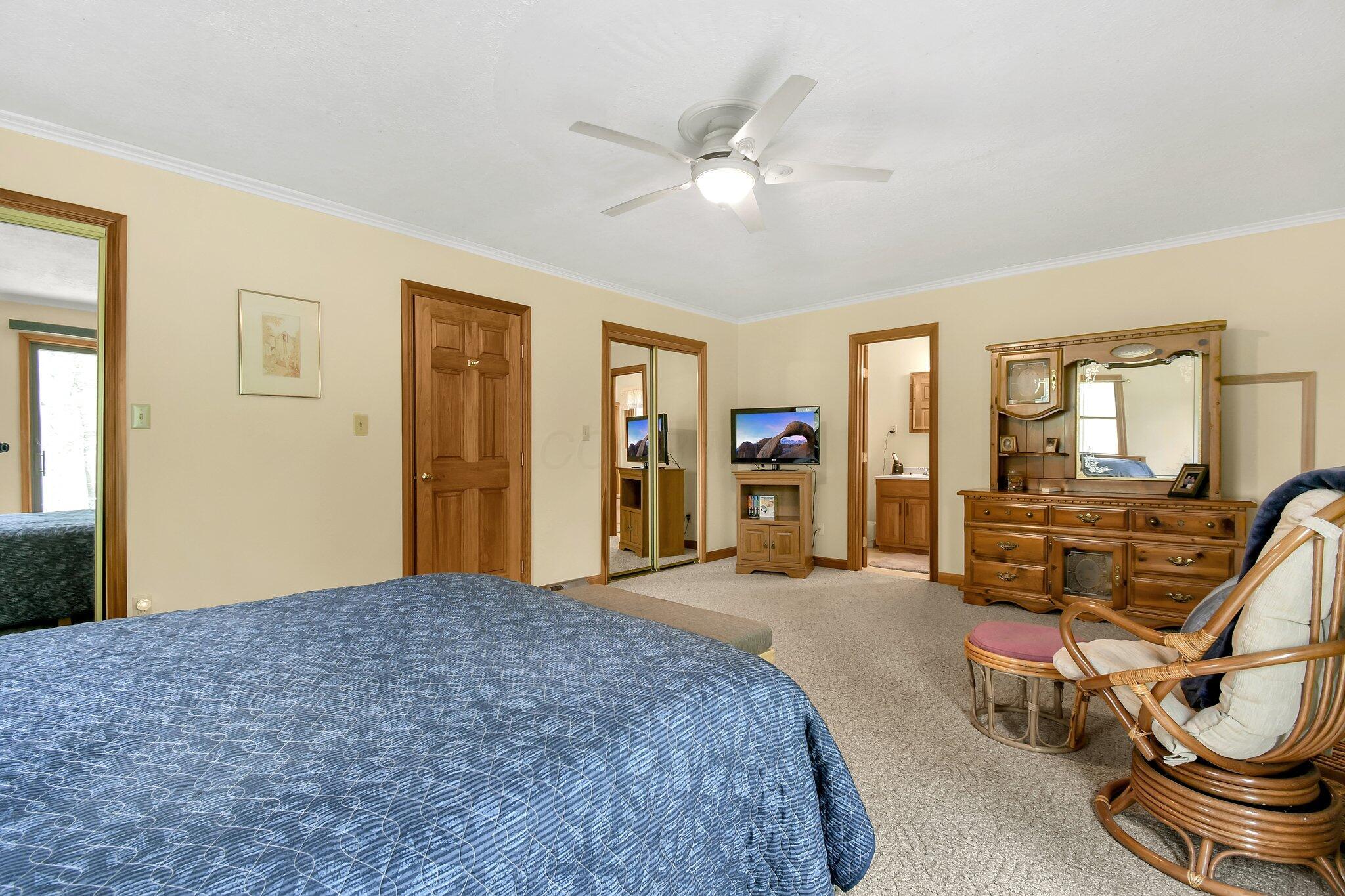11065 Upper Gilchrist Road, Mount Vernon, Ohio image 21