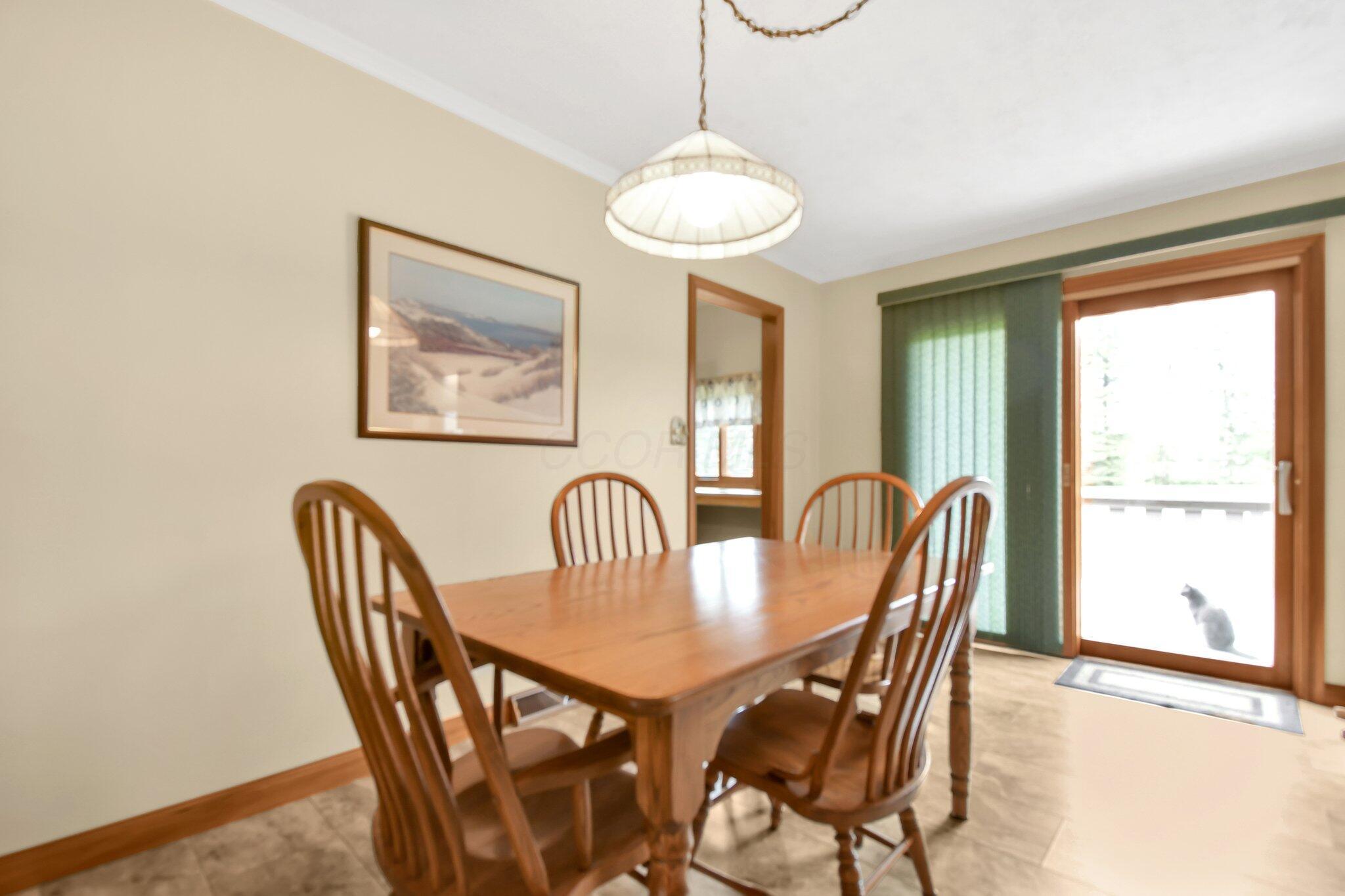 11065 Upper Gilchrist Road, Mount Vernon, Ohio image 10