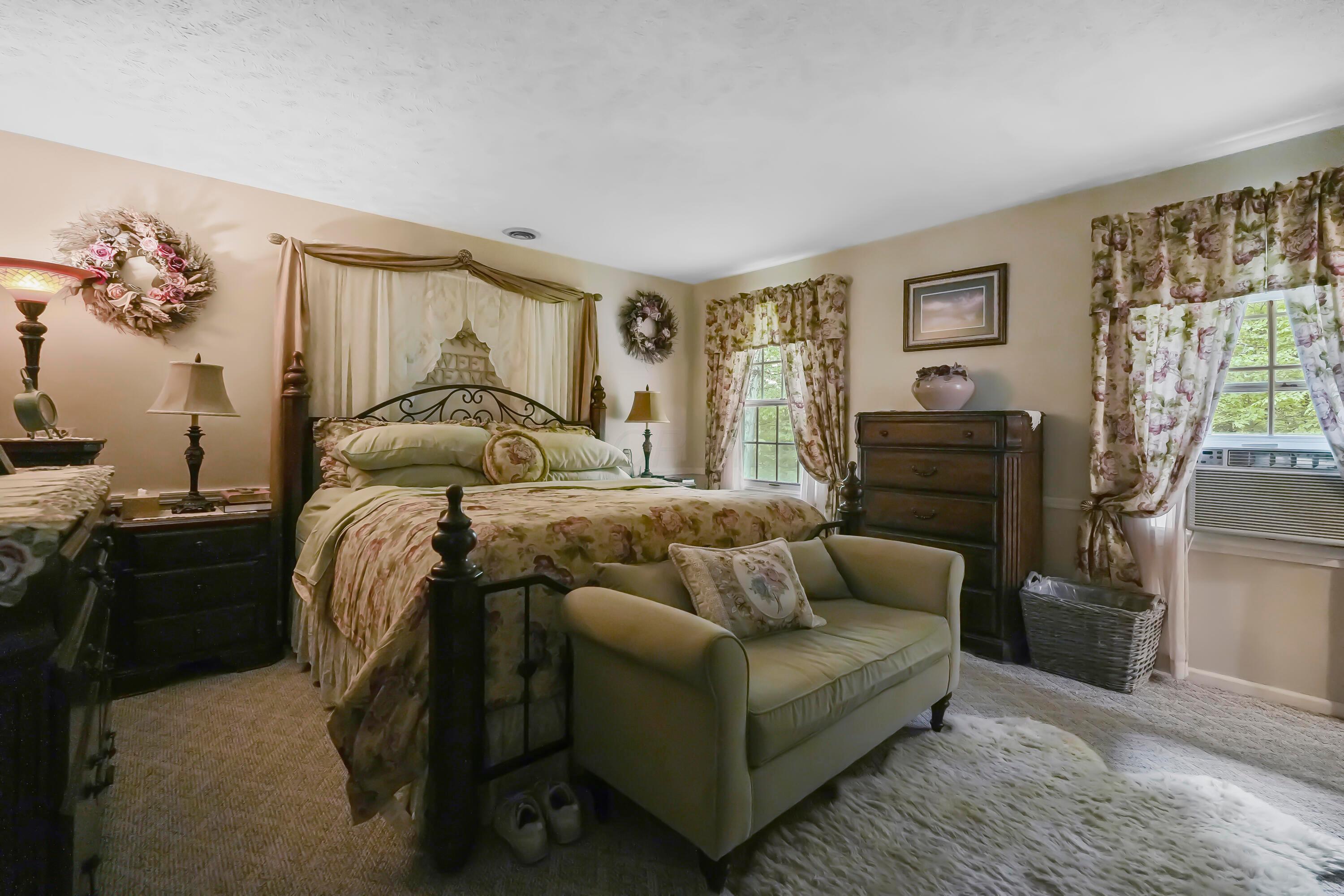 1235 Canteberry Lane, Mansfield, Ohio image 20