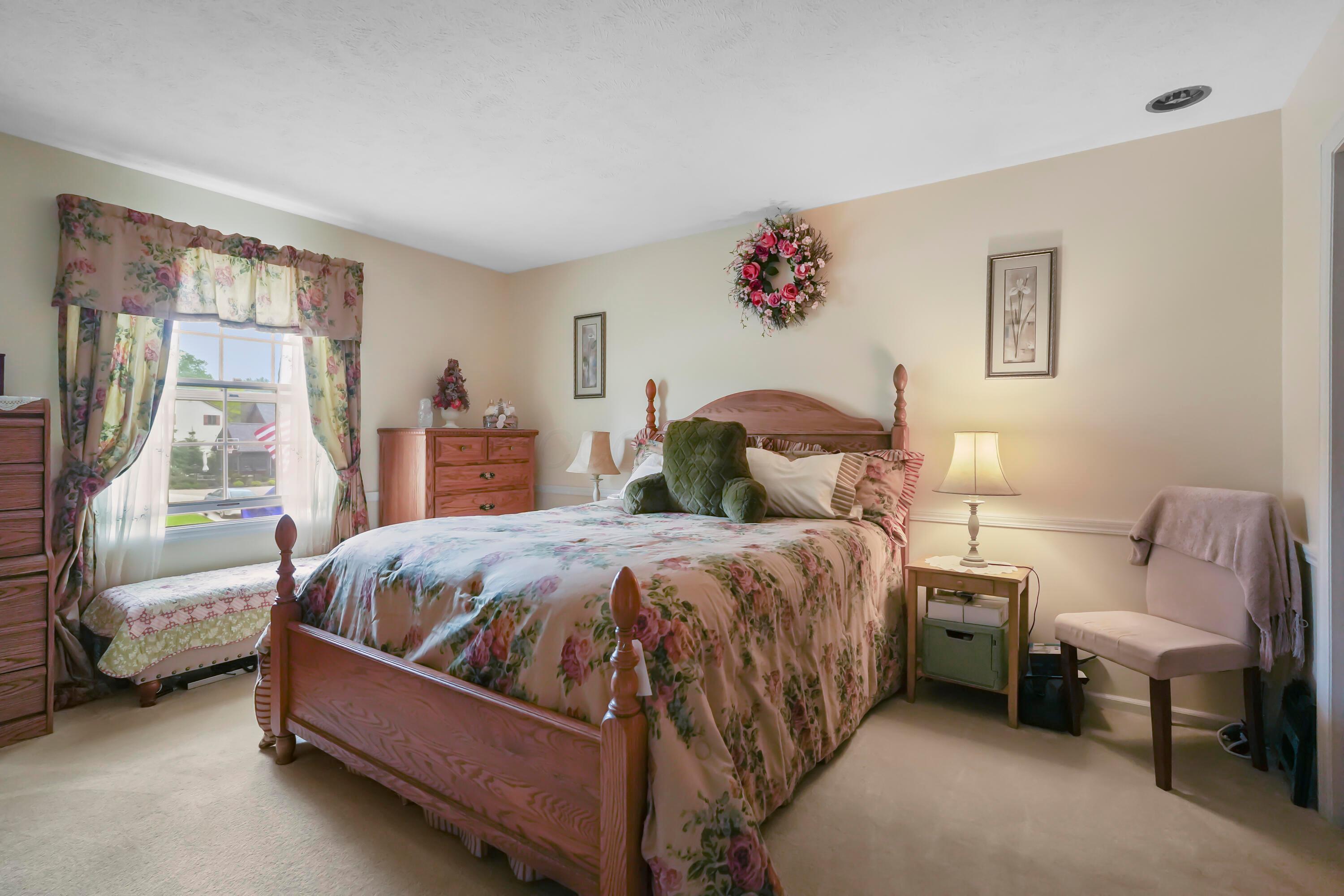 1235 Canteberry Lane, Mansfield, Ohio image 23
