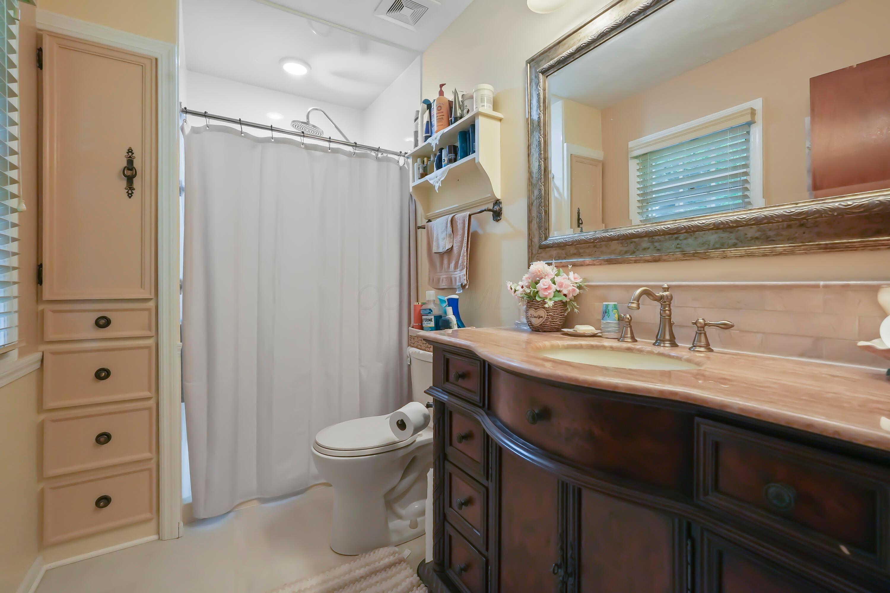 1235 Canteberry Lane, Mansfield, Ohio image 22