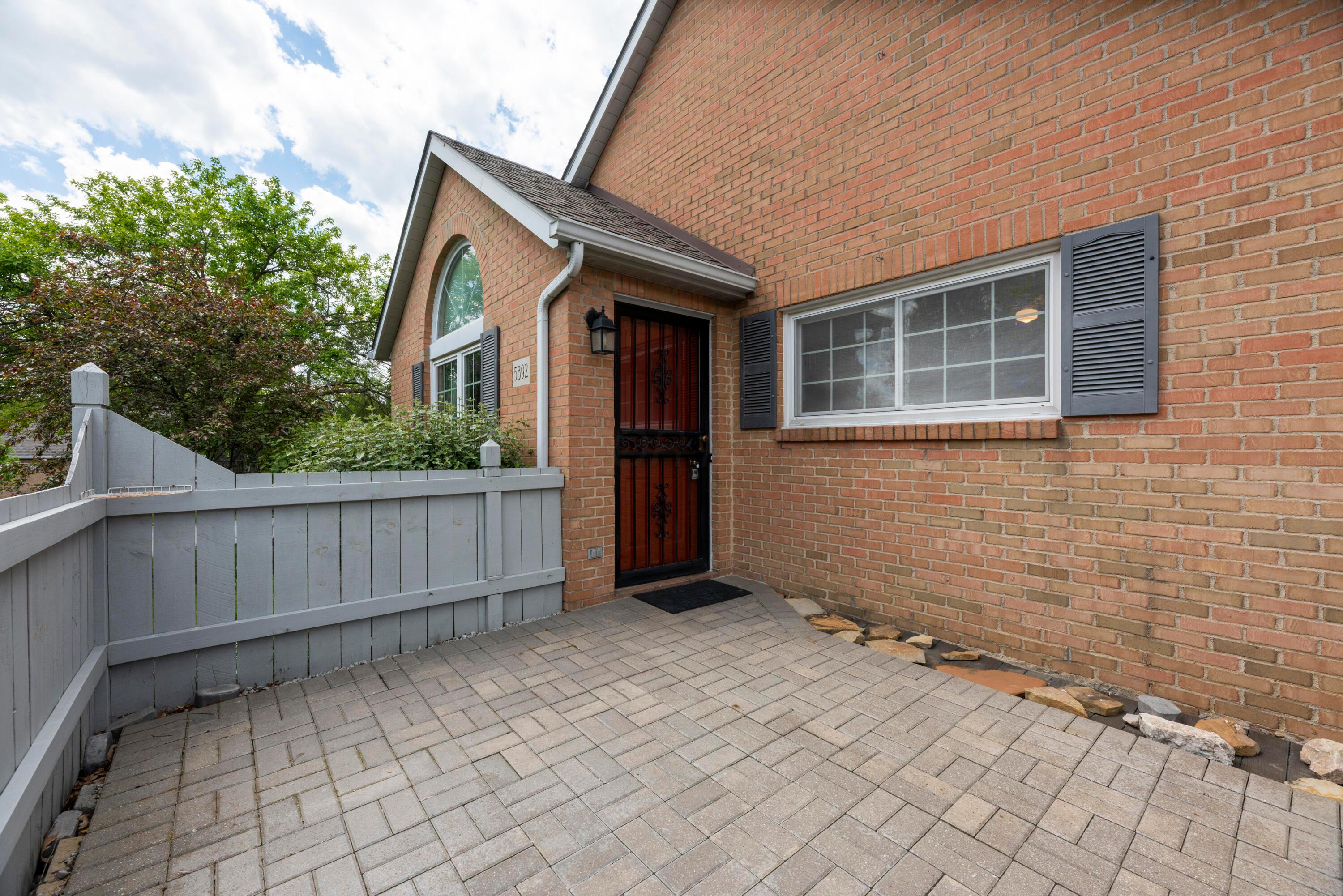 5392 Pond View Drive