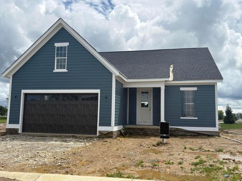 Photo of 3388 Sandbar Drive, Lewis Center, OH 43035 (MLS # 226018642)
