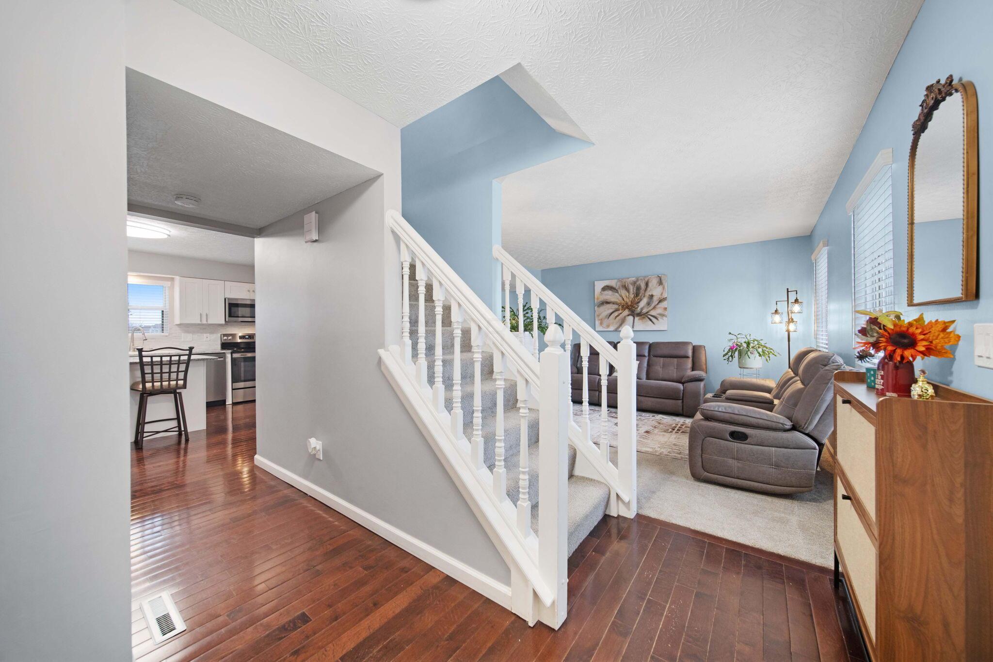 1093 Beaujolais Place, Galloway, Ohio image 23