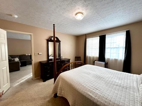 Tiny photo for 4 Becky Lane, Chillicothe, OH 45601 (MLS # 226002954)