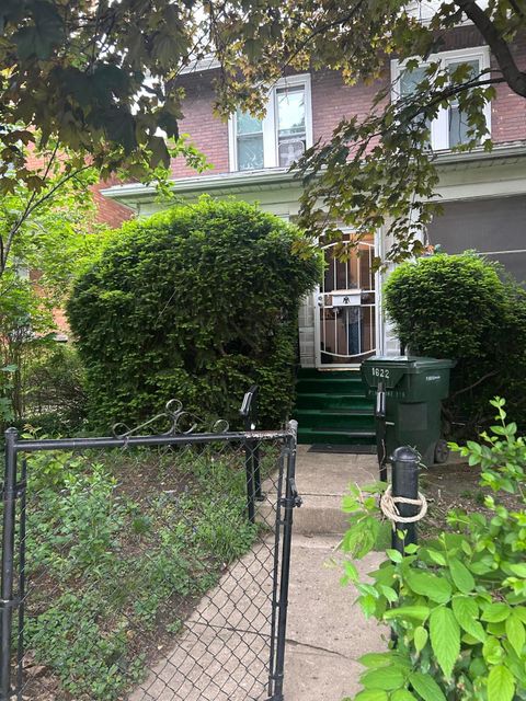 Photo of 1622 Pembroke Avenue, Columbus, OH 43203 (MLS # 226014321)