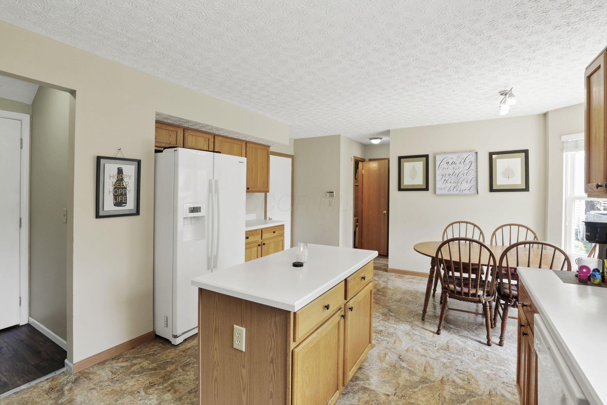 8537 Wildomar Avenue, Reynoldsburg, Ohio image 19