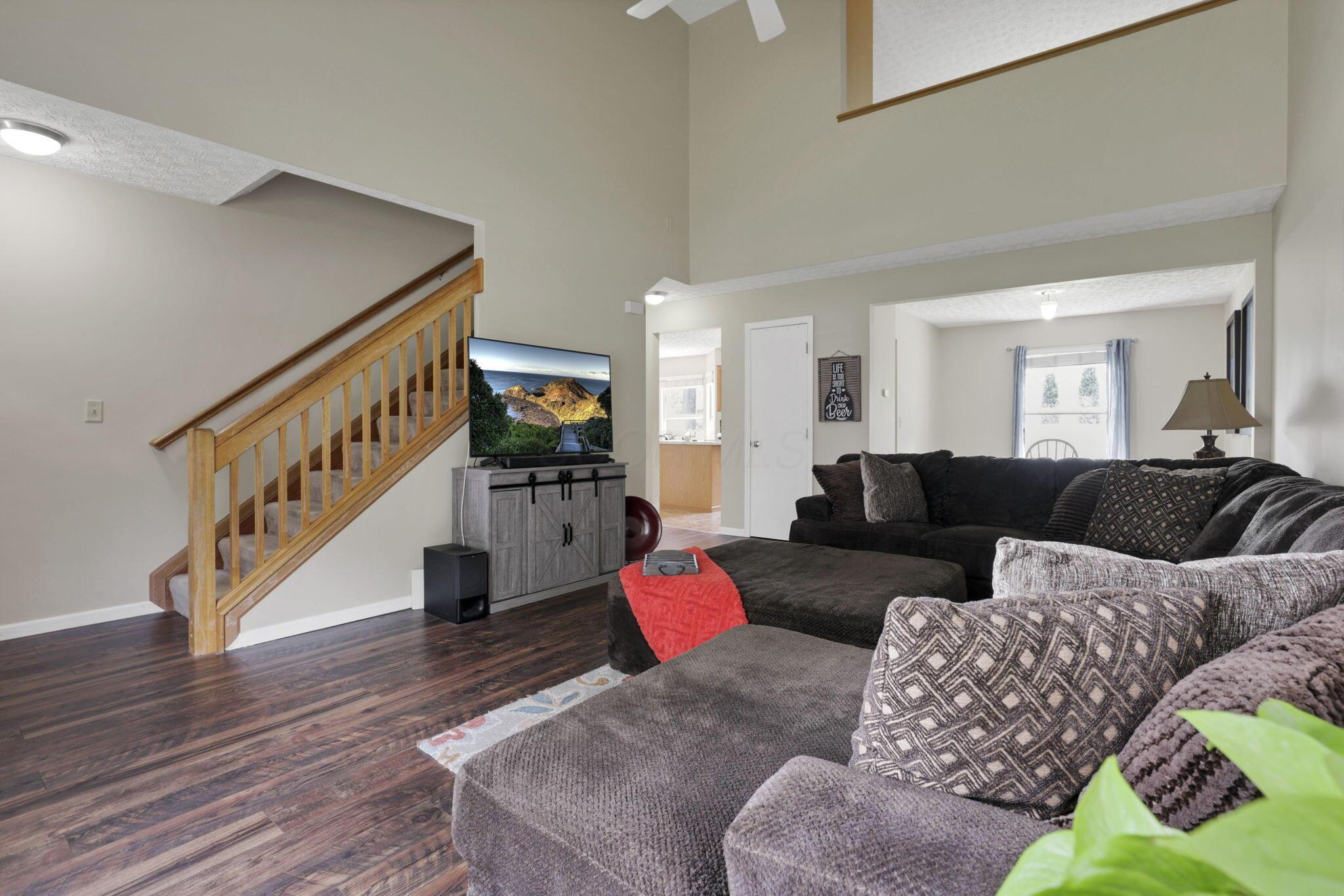 8537 Wildomar Avenue, Reynoldsburg, Ohio image 13