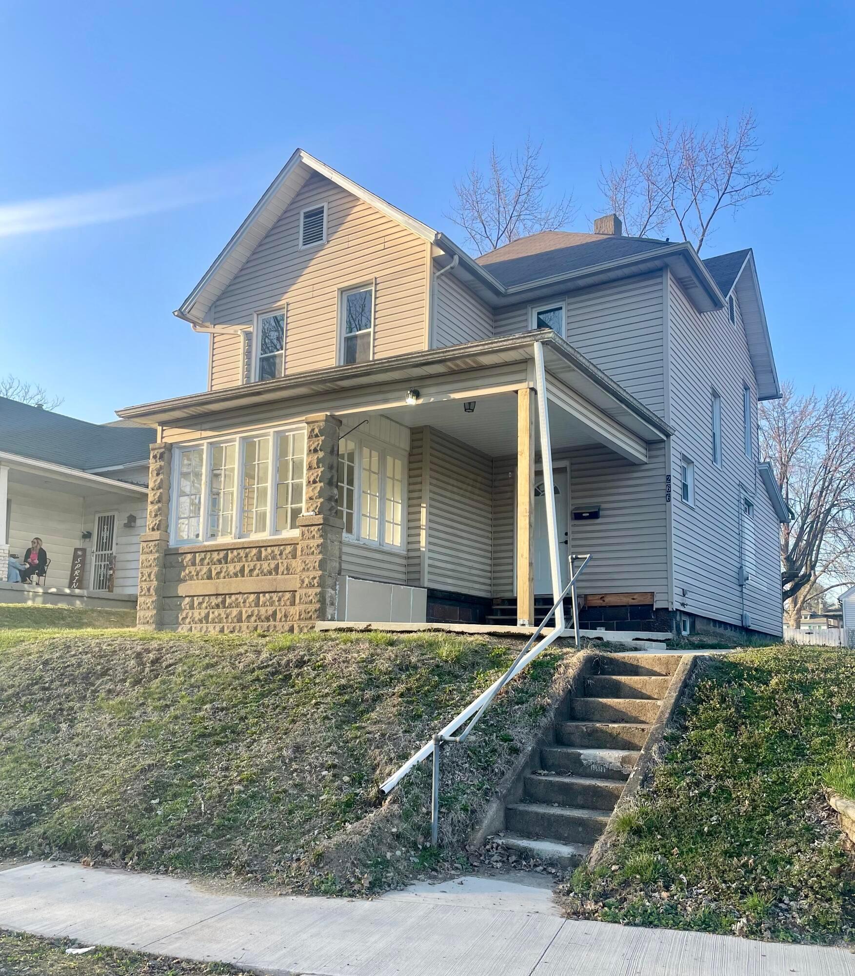 266 Everett Avenue, Newark, Ohio image 1