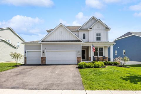 Photo of 9758 Brindlewood Drive, Plain City, OH 43064 (MLS # 226015787)