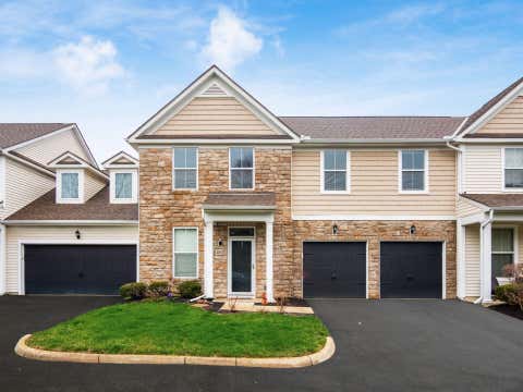 Condo For Sale - 4662 Trademark Trail #42<br/> Hilliard, OH 43026