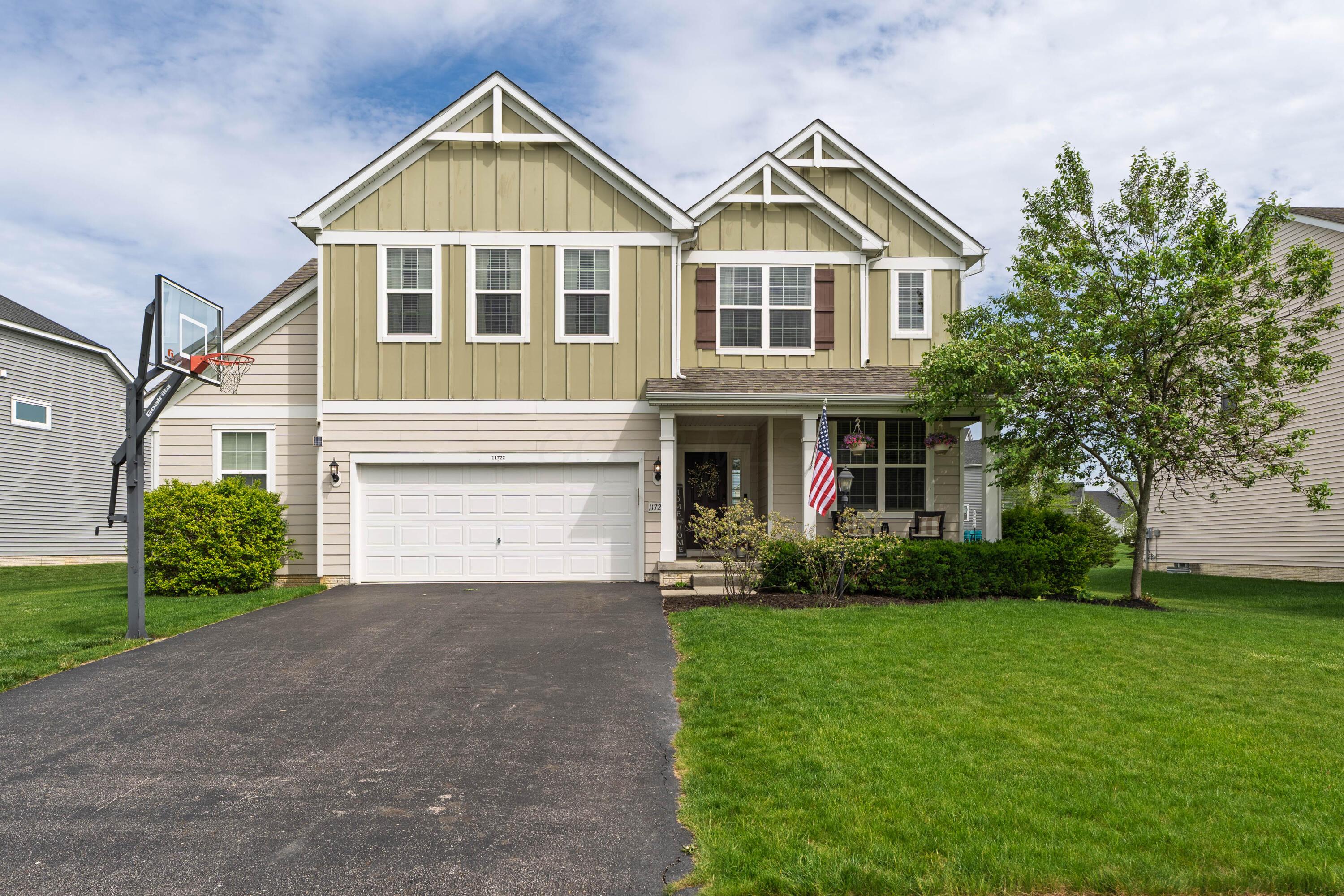 11722 Daventry Drive, Pickerington, Ohio image 2
