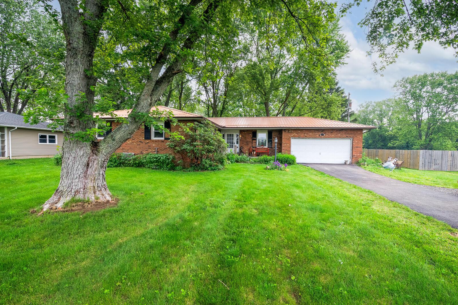 4019 Mink Street, Pataskala, Ohio image 1