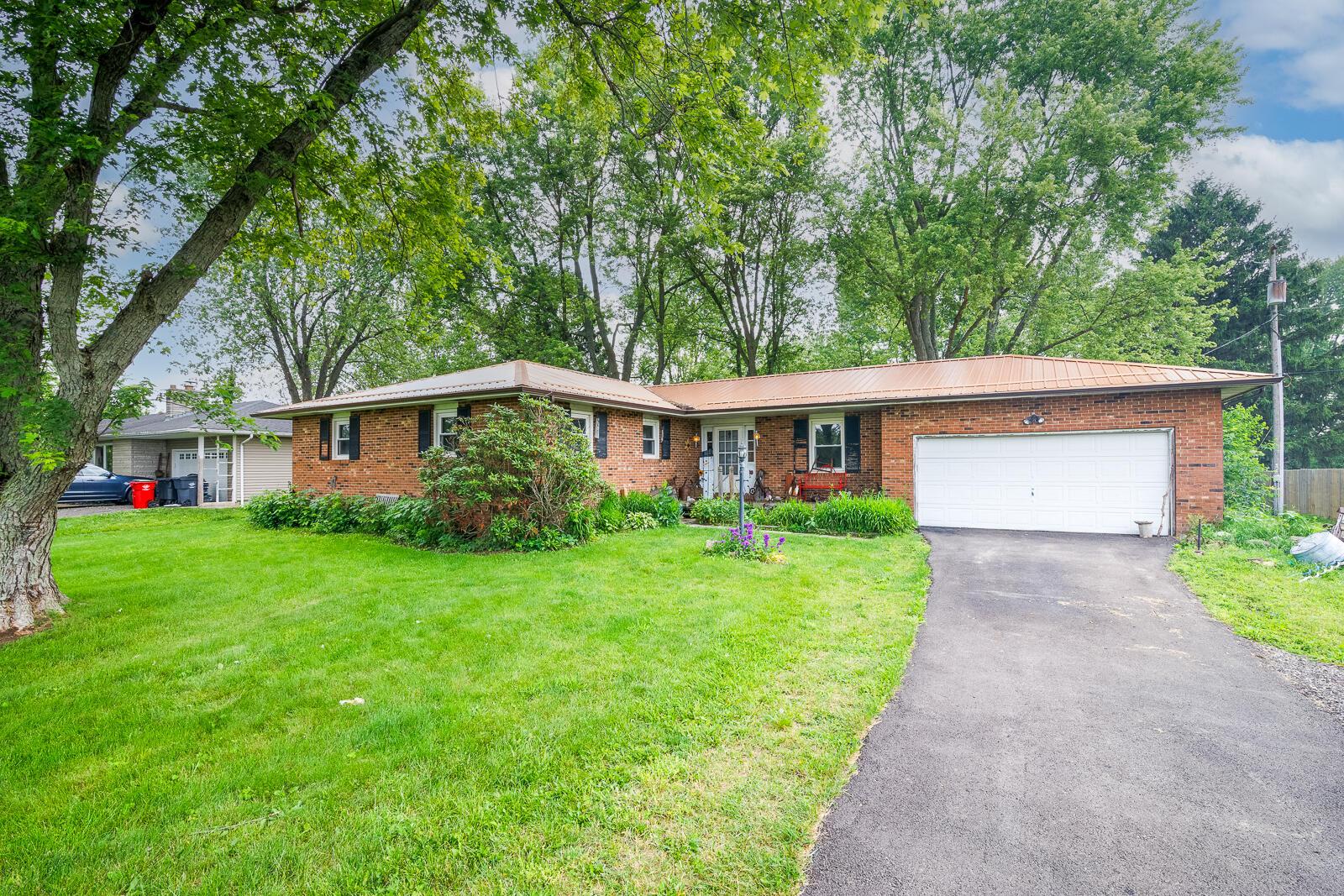 4019 Mink Street, Pataskala, Ohio image 2