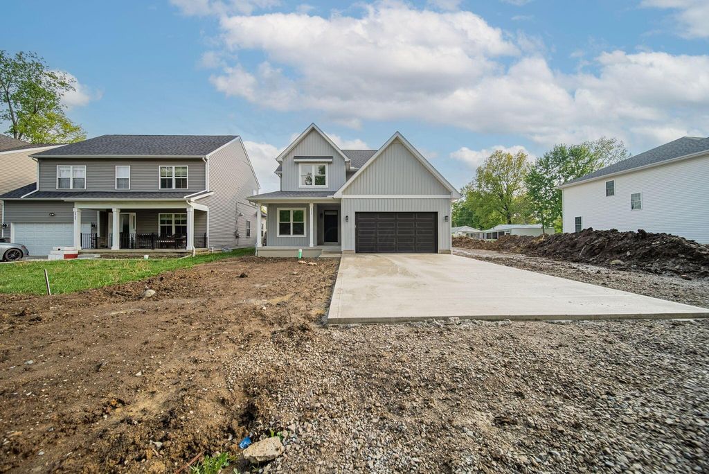 Photo of 3733 Genessee Avenue, Columbus, OH 43219 (MLS # 226014767)