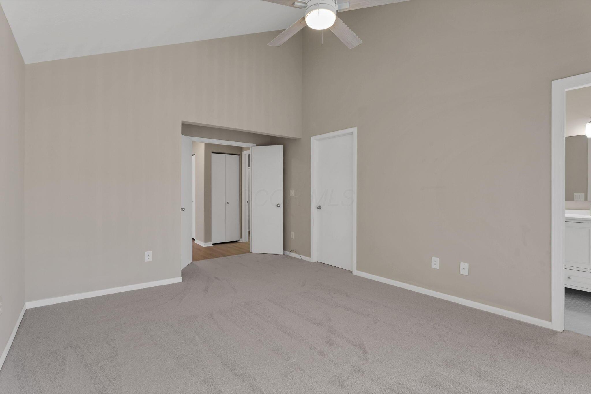 1722 Rock Creek Drive, Grove City, Ohio image 12