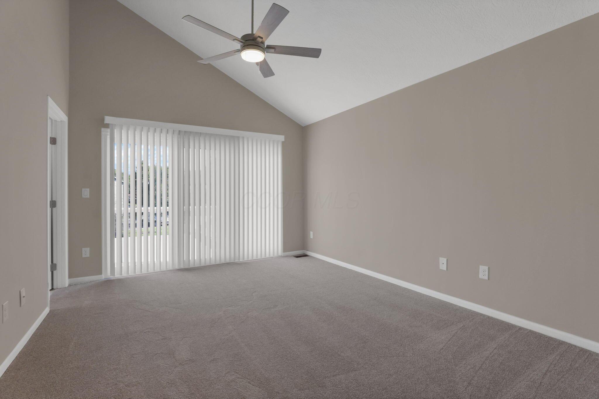 1722 Rock Creek Drive, Grove City, Ohio image 11