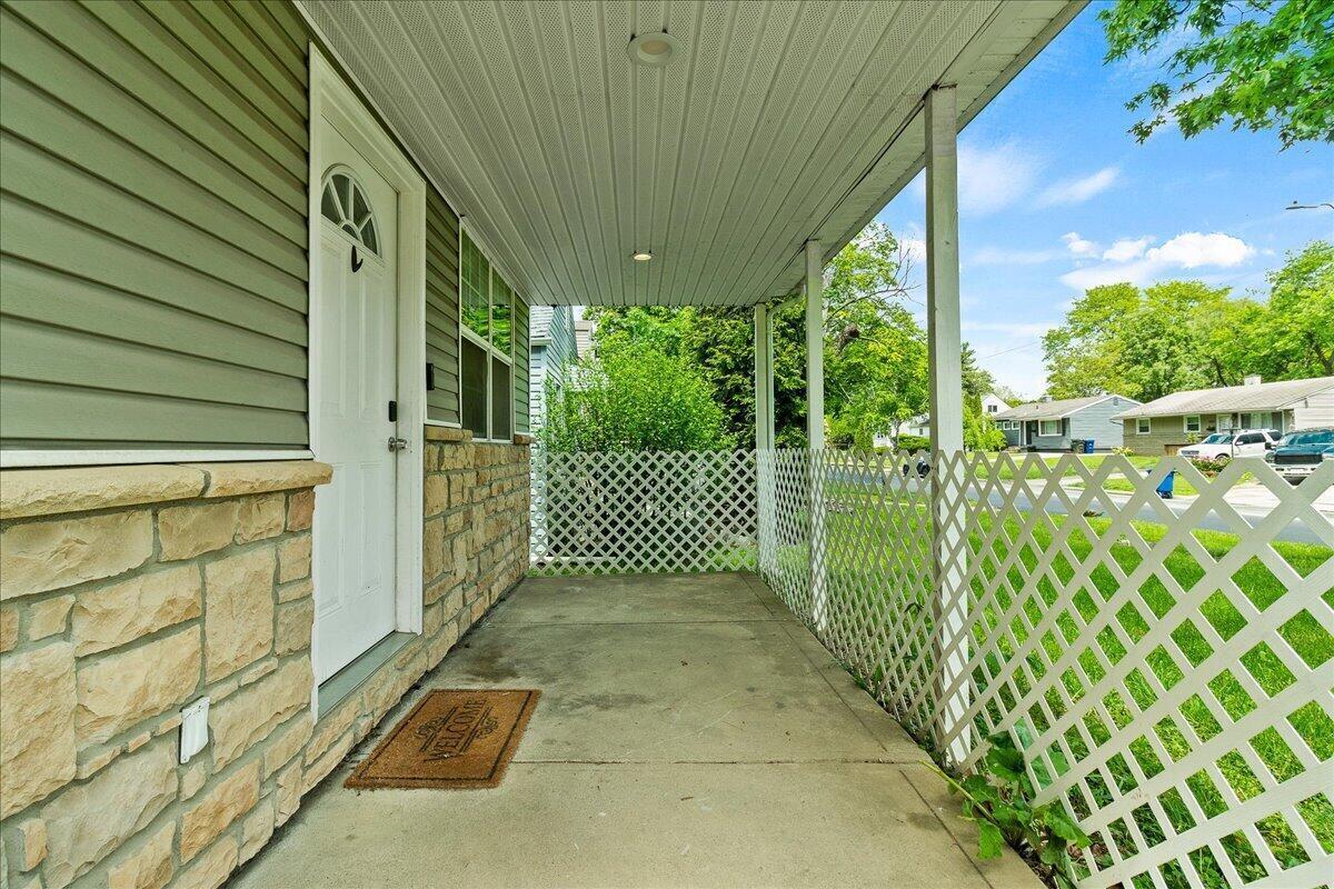 2459 Atwood Terrace