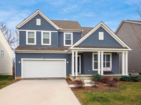 Photo of 62 Chambers Bay Road, Commercial Point, OH 43116 (MLS # 226005439)