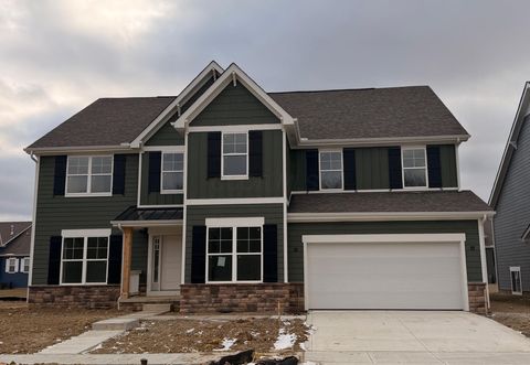 Photo of 6477 Tanseyclose Lane, Dublin, OH 43016 (MLS # 226002063)